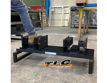 SWG Boot Cleaning Brush & Grate