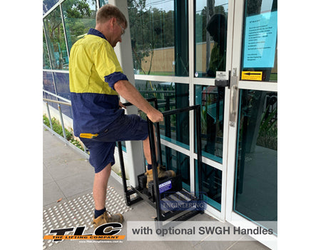 SWG Boot Cleaning Brush & Grate