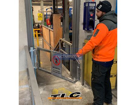 USG12 Safety Swing Gate